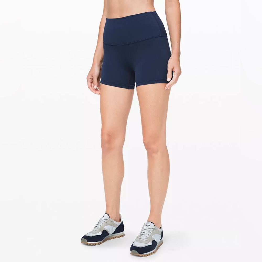 Navy Lululemon Align 4” shorts